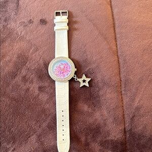 Strada White Watch with Star Charm